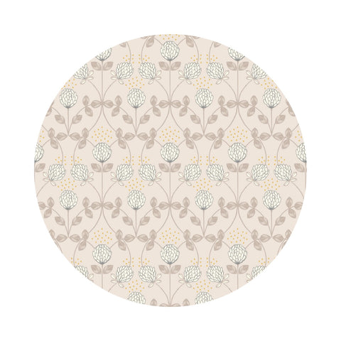 Clover on Natural with Gold Metallic - Honey Bee Collection - Lewis & Irene Fabrics